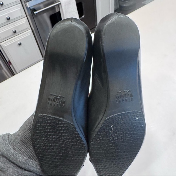 Stuart Weitzman Blk Leather & Blk Patent cap toe silver Chain Bow Flats Size 6 - Picture 10 of 13